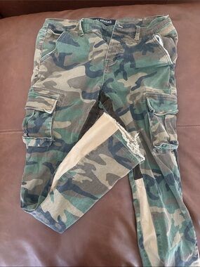 Camouflage Stacked Skinny Cargo Jeans - Green Camo